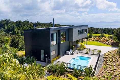 Photo of property in 102 The Ridge, Langs Beach, Waipu, 0582