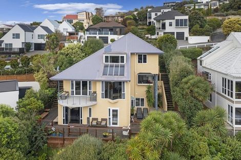 Photo of property in 102 Cannon Hill Crescent, Mount Pleasant, Christchurch, 8081