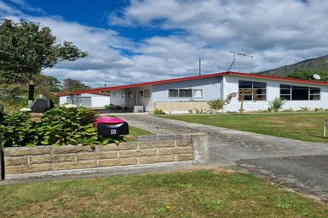 Photo of property in 6 Hampden Street, Murchison, 7007