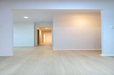 Photo of property in 14 Ruze Vida Drive, Massey, Auckland, 0614