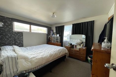 Photo of property in 11 Tilbrook Place, Papakura, 2110