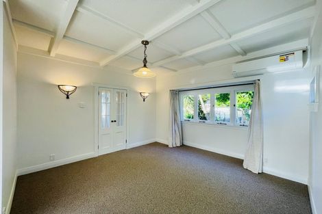 Photo of property in 60 Aroha Avenue, Sandringham, Auckland, 1025