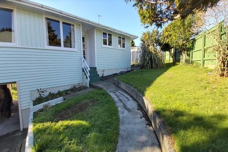 Photo of property in 53 Leicester Street, Cannons Creek, Porirua, 5024