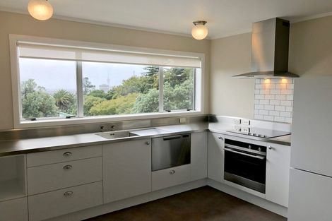 Photo of property in 3 Hillside Crescent North, Leigh, Auckland, 0985