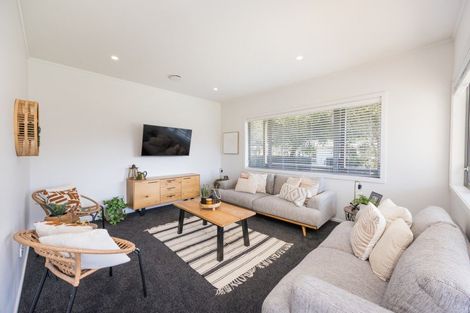 Photo of property in 8 Cousins Avenue East, Foxton Beach, Foxton, 4815