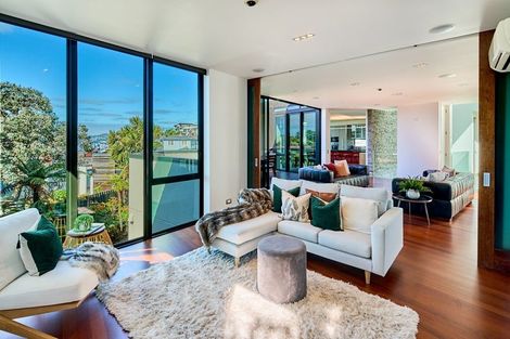 Photo of property in 24d Mandalay Terrace, Khandallah, Wellington, 6035