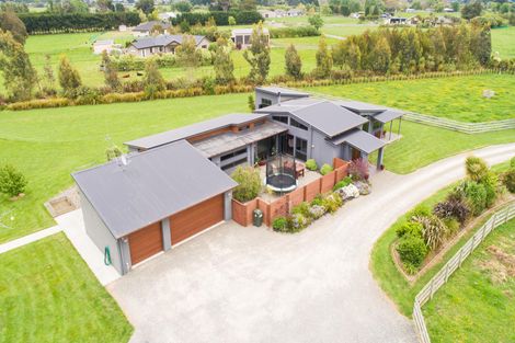 Photo of property in 5/454 Stoney Creek Road, Kelvin Grove, Palmerston North, 4470