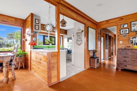 Photo of property in 487 Wilson Road, South Head, Helensville, 0874