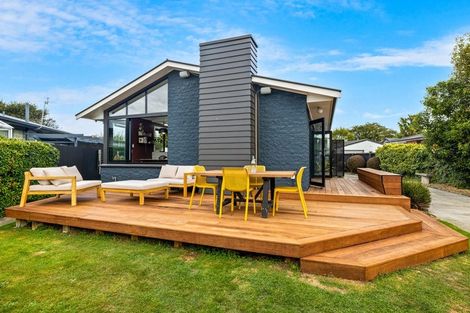 Photo of property in 9 Wolsey Place, Hillmorton, Christchurch, 8025