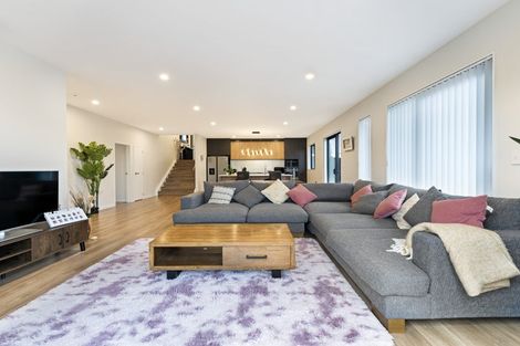 Photo of property in 43 Jeroboam Loop, Kumeu, 0810
