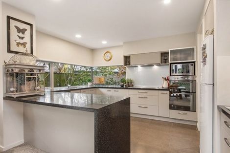 Photo of property in 112 Englefield Road, Northwood, Christchurch, 8051