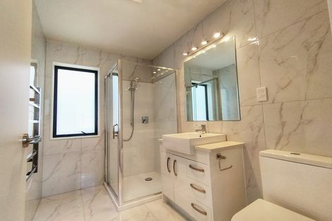 Photo of property in 5 Farmland Road, Papakura, 2110