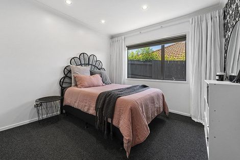 Photo of property in 47 Inverness Drive, Pyes Pa, Tauranga, 3112