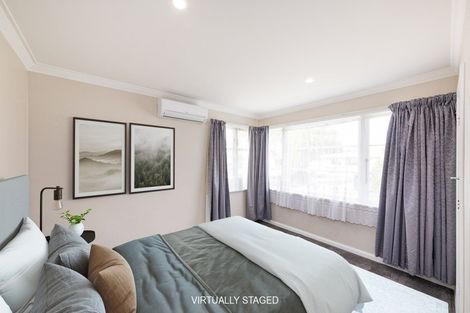 Photo of property in 17 Botanical Road, Takaro, Palmerston North, 4412