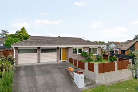 Photo of property in 3 Dallinger Street, St Andrews, Hamilton, 3200