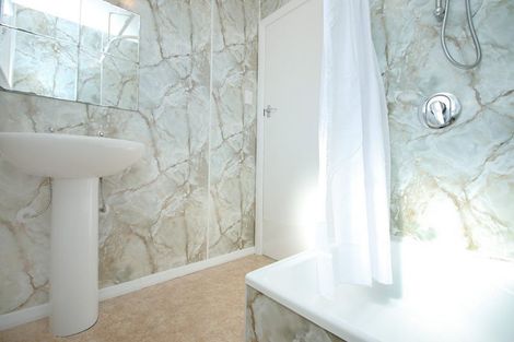 Photo of property in 30 Nottingham Avenue, Awapuni, Palmerston North, 4412