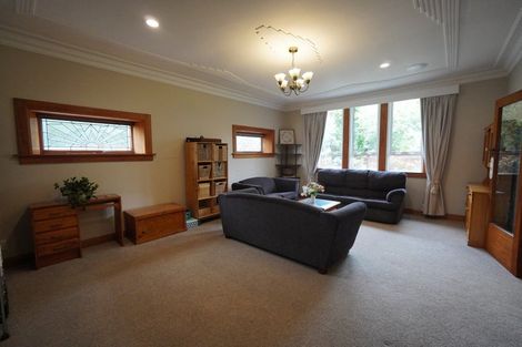 Photo of property in 73 Argyle Avenue, Takaro, Palmerston North, 4410