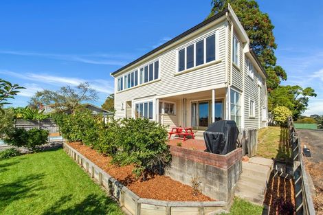 Photo of property in 82 Lake Crescent, Hamilton Lake, Hamilton, 3204