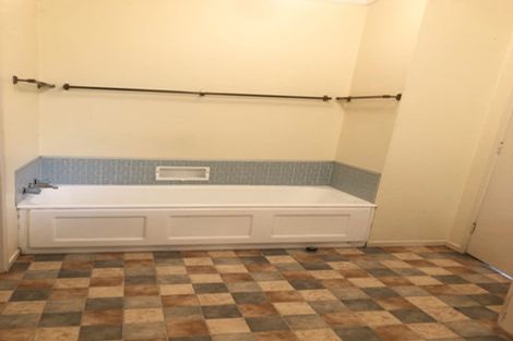 Photo of property in 3b Temple Street, Meadowbank, Auckland, 1072