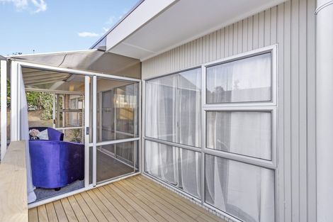 Photo of property in 1/166 Pakuranga Road, Pakuranga, Auckland, 2010