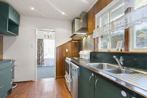 Photo of property in 6 Bexley Grove, Wainuiomata, Lower Hutt, 5014