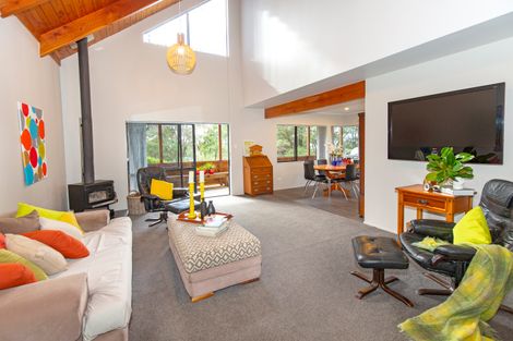 Photo of property in 60 Scott Road, Stanmore Bay, Whangaparaoa, 0932