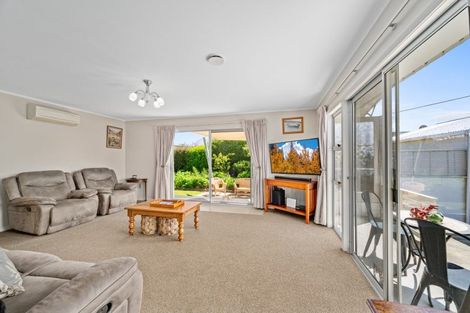 Photo of property in 12 Washington Crescent, Redwoodtown, Blenheim, 7201