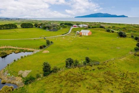 Photo of property in 276 Te Hapua Road, Te Horo, Otaki, 5581