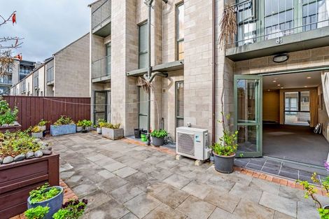 Photo of property in 2/868 Colombo Street, Christchurch Central, Christchurch, 8013