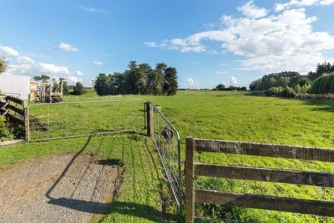 Photo of property in 671 Karaka Road, Karaka, Papakura, 2580