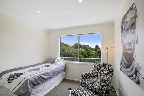 Photo of property in 21 Sidlaw Street, Strathmore Park, Wellington, 6022