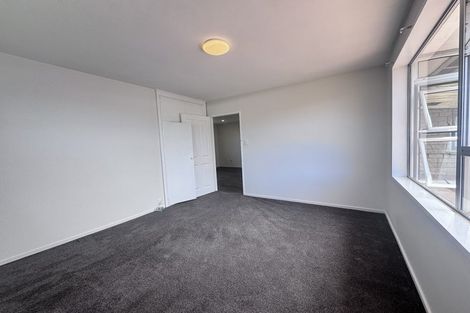 Photo of property in 32 Dunbarton Street, Redwood, Christchurch, 8051