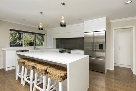 Photo of property in 29d Greenhithe Road, Greenhithe, Auckland, 0632