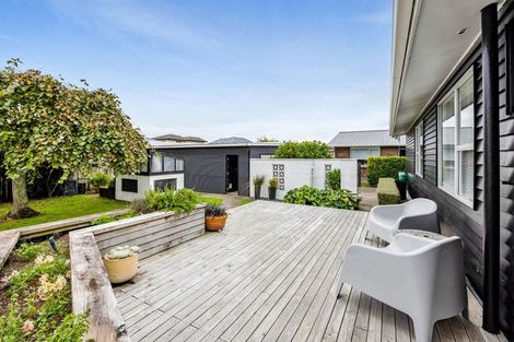 Photo of property in 15 Davidson Street, Hawera, 4610