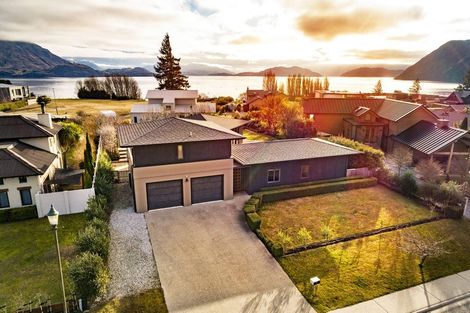 Photo of property in 13 Penrith Park Drive, Wanaka, 9305