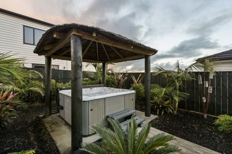 Photo of property in 92 Intrepid Crescent, Beachlands, Auckland, 2018