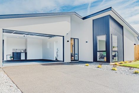 Photo of property in 6 Kurashiki Street, Halswell, Christchurch, 8025