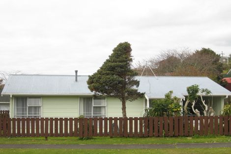 Photo of property in 21 Tavistock Street, Westown, New Plymouth, 4310