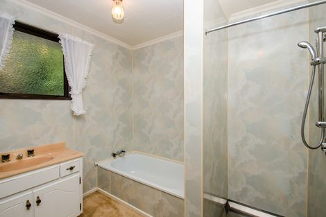 Photo of property in 6 Shanks Street, Green Island, Dunedin, 9018