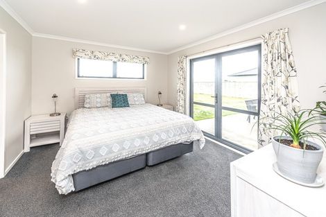 Photo of property in 41 Magnolia Crescent, Tawhero, Whanganui, 4501