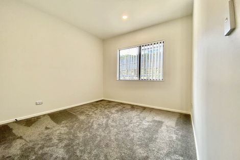 Photo of property in 8 Haku Road, Flat Bush, Auckland, 2019