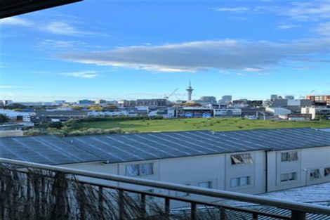 Photo of property in 3i/5 Charlotte Street, Eden Terrace, Auckland, 1021