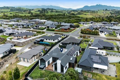 Photo of property in 28 Honeyfield Drive, Whalers Gate, New Plymouth, 4310