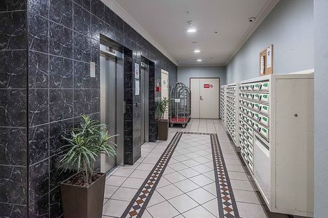 Photo of property in Atrium Apartments, 2h/154 The Terrace, Wellington Central, Wellington, 6011