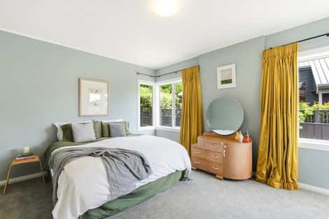 Photo of property in 34 Ranui Crescent, Khandallah, Wellington, 6035