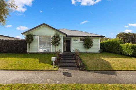 Photo of property in 12 Kawakawa Street, Pegasus, 7612
