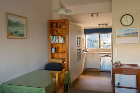 Photo of property in 53 Hankey Street, Mount Cook, Wellington, 6011