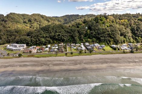 Photo of property in 21 West End Road, Ohope, 3121