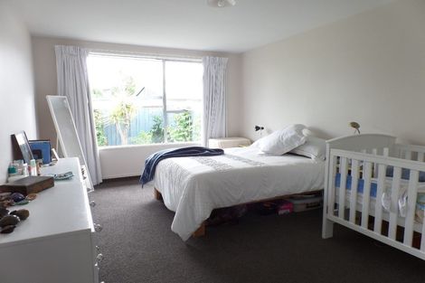 Photo of property in 1/73 Mathesons Road, Phillipstown, Christchurch, 8011