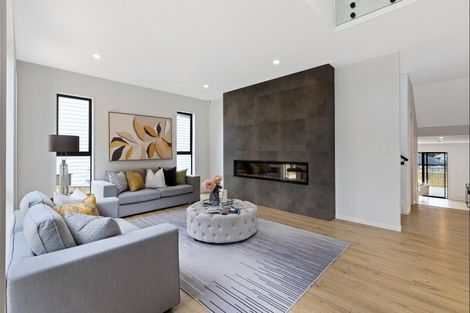 Photo of property in 279 West Hoe Heights, Orewa, 0931